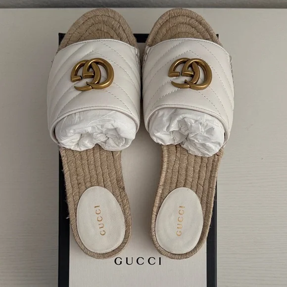 Gucci Women's White Espadrille Slides with Gold Logo - Picture 3 of 7